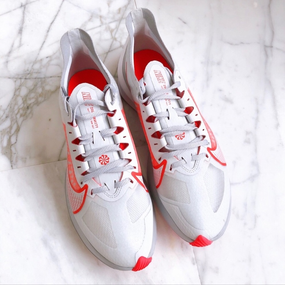 Nike Zoom gravity